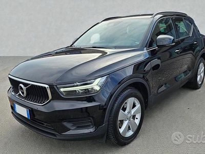 Usata Volvo XC40 Business Edition 156 CV (114 kW) 2022 Nero metallizzato SUV