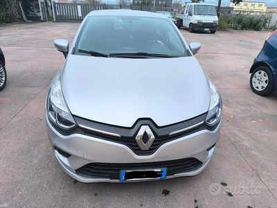 Usata Renault Clio IV 90 CV (66 kW) 2019 Grigio Berlina