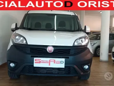 Usata Fiat Doblò 120 CV (88 kW) 2020 Bianco Monovolume