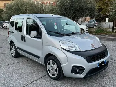 Usata Fiat Qubo Trekking 80 CV (58 kW) 2019 Grigio Monovolume