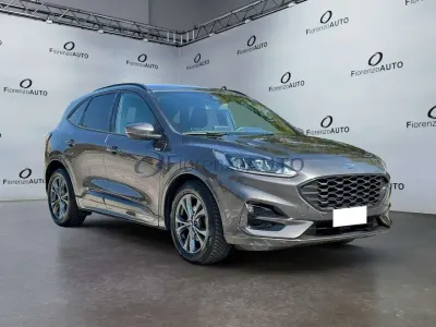 Usata Ford Kuga ST-Line 120 CV (88 kW) 2024 Grigio SUV