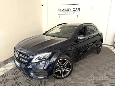 Usata Mercedes GLA200 Premium 136 CV (100 kW) 2018 Bluazzurro SUV