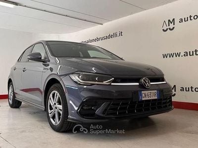 Usata VW Polo R-line 95 CV (69 kW) 2023 Grigio Utilitaria