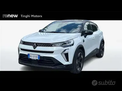 Usata Renault Captur Techno 160 CV (117 kW) 2025 Rosso SUV