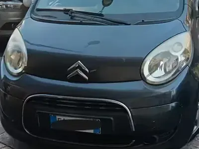 Usata Citroën C1 68 CV (50 kW) 2010 Grigio Utilitaria
