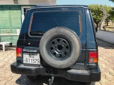 Usata Mitsubishi Pajero 1988 Nero SUV