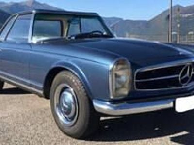 Usata Mercedes 230 150 CV (110 kW) 1966 Blu Cabrio