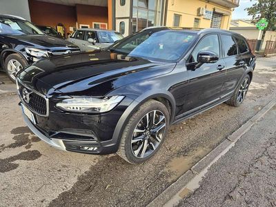 Usata Volvo V90 CC Pro 190 CV (139 kW) 2019 Nero Station wagon