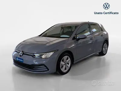 Usata VW Golf VIII Life 116 CV (85 kW) 2021 Berlina