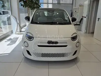 Nuova Fiat 500 La Prima 65 CV (47 kW) 2026 Bianco Utilitaria