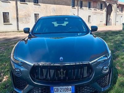 Usata Maserati Levante 250 CV (183 kW) 2020 Grigio SUV