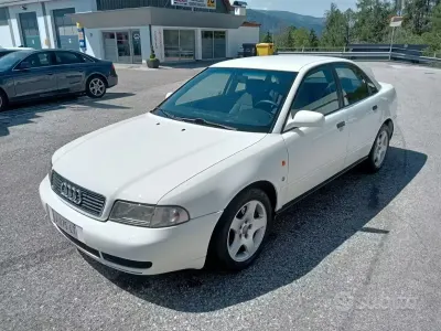 Usata Audi A4 S-Line 150 CV (110 kW) 1995 Bianco Berlina