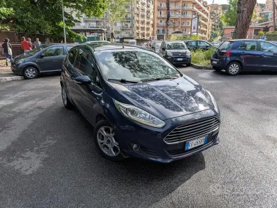 Occasion Ford Fiesta Titanium 101 PK (74 kW) 2016 Blauw Hatchback