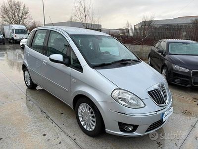 Usata Lancia Musa 95 CV (69 kW) 2011 Grigio Monovolume