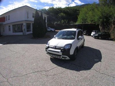 Nuova Fiat Panda Cross Cross 69 CV (50 kW) 2025 Bianco gelato Utilitaria