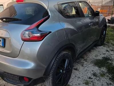 Usata Nissan Juke N-Connecta 110 CV (80 kW) 2017 Grigio SUV