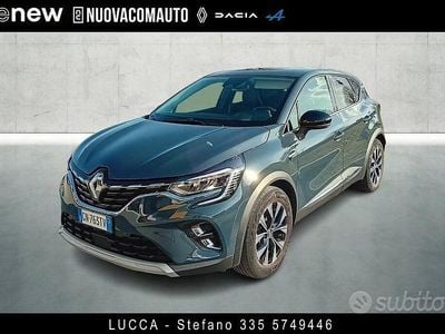 Usata Renault Captur Techno 145 CV (106 kW) 2023 Blusilver SUV