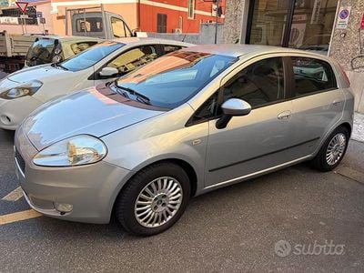 Occasion Fiat Grande Punto Dynamic 65 ch (47 kW) 2006 Gris Citadine