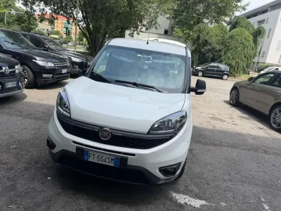 Usata Fiat Doblò Lounge 120 CV (88 kW) 2019 Other Monovolume