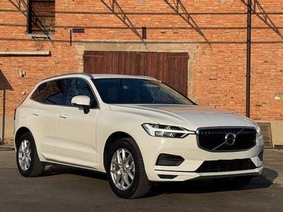 Occasion Volvo XC60 Momentum 150 ch (110 kW) 2021 Blanc SUV