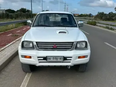 Usata Mitsubishi L200