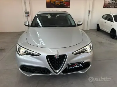 Usata Alfa Romeo Stelvio Executive 190 CV (139 kW) 2021 Grigio SUV