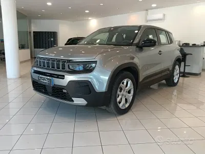 Usata Jeep Avenger Longitude 101 CV (74 kW) 2024 Grigio SUV