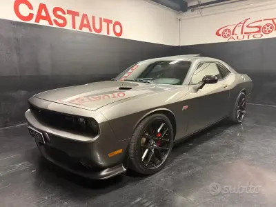 Usata Dodge Challenger 477 CV (350 kW) 2014 Grigio Coupé