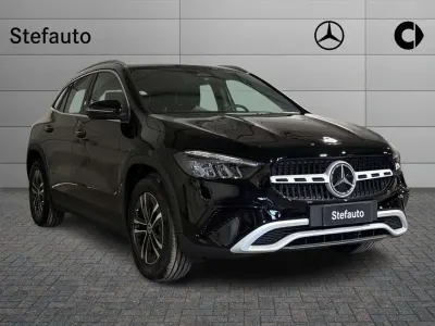 Nuova Mercedes GLA180 Executive 116 CV (85 kW) 2026 Nero notte SUV