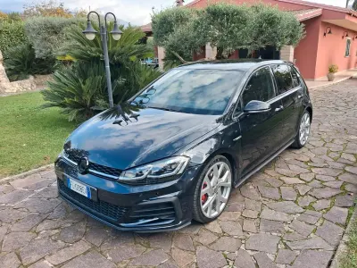 Second-hand VW Golf VII GTD 183 CP (134 kW) 2017 Albastru Berlinǎ