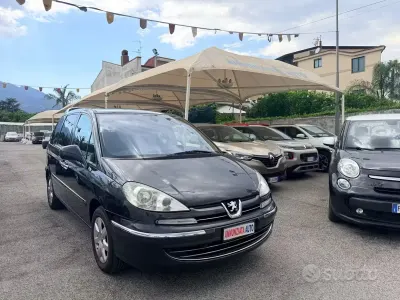 Usata Peugeot 807 136 CV (100 kW) 2012 Nero Monovolume