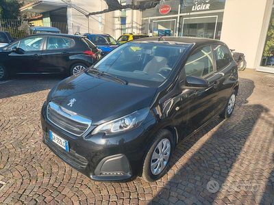 Begagnad Peugeot 108 Active 72 HK (52 kW) 2021 Svart Sedan