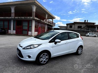 Occasion Ford Fiesta 68 ch (50 kW) 2009 Blanc Berline
