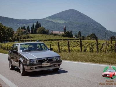 usata Alfa Romeo 75 2.0 ts