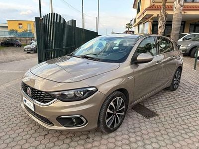 Usata Fiat Tipo Lounge 120 CV (88 kW) 2018 Grigio Utilitaria