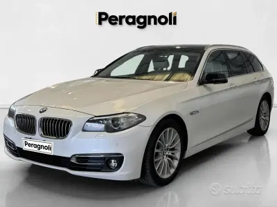 Usata BMW 520 Luxury Line 184 CV (135 kW) 2013 Bianco Station wagon