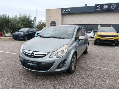 Usata Opel Corsa 85 CV (62 kW) 2011 Grigio Utilitaria