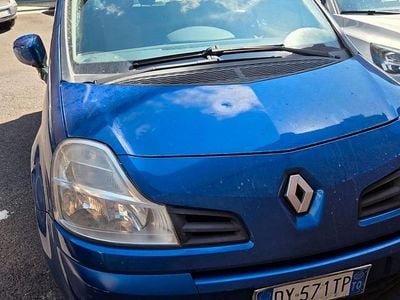 Käytetty Renault Modus 75 HP (55 kW) 2008 Sininen Tila-auto