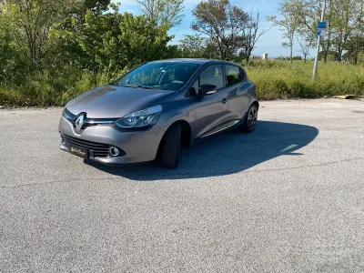 Usata Renault Clio IV 73 CV (53 kW) 2014 Grigio Berlina