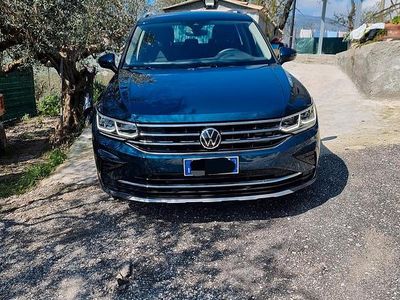 Usata VW Tiguan Elegance 150 CV (110 kW) 2020 Verde SUV