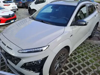 Usata Hyundai Kona N Line 120 CV (88 kW) 2022 Argento SUV