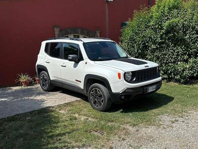 Usata Jeep Renegade Trailhawk 170 CV (125 kW) 2016 Bianco SUV