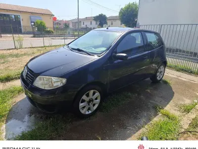 Usata Fiat Punto Active 69 CV (50 kW) 2006 Utilitaria