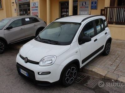 Usata Fiat Panda City Life 70 CV (51 kW) 2022 Bianco Utilitaria