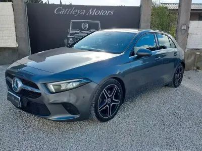 Usata Mercedes A180 116 CV (85 kW) 2018 Grigio Berlina