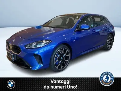 Usata BMW 120 M Sport 190 CV (139 kW) 2024 Blu metallizzato Utilitaria