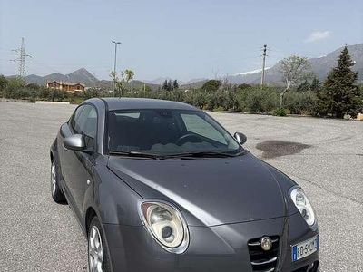 Begagnad Alfa Romeo MiTo Distinctive 120 HK (88 kW) 2009 Grå Halvkombi