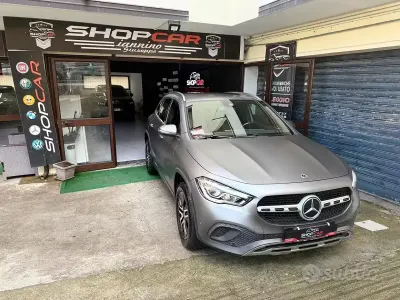 Usata Mercedes GLA200 150 CV (110 kW) 2021 Grigio SUV