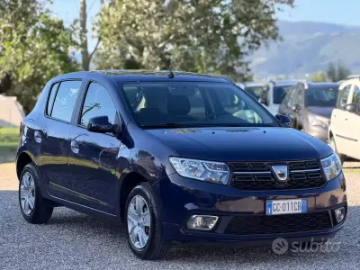 Usata Dacia Sandero Comfort 73 CV (53 kW) 2020 Blu Berlina