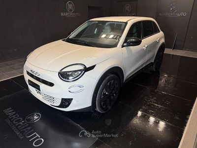 Nuova Fiat 600 La Prima 101 CV (74 kW) 2025 Bianco SUV